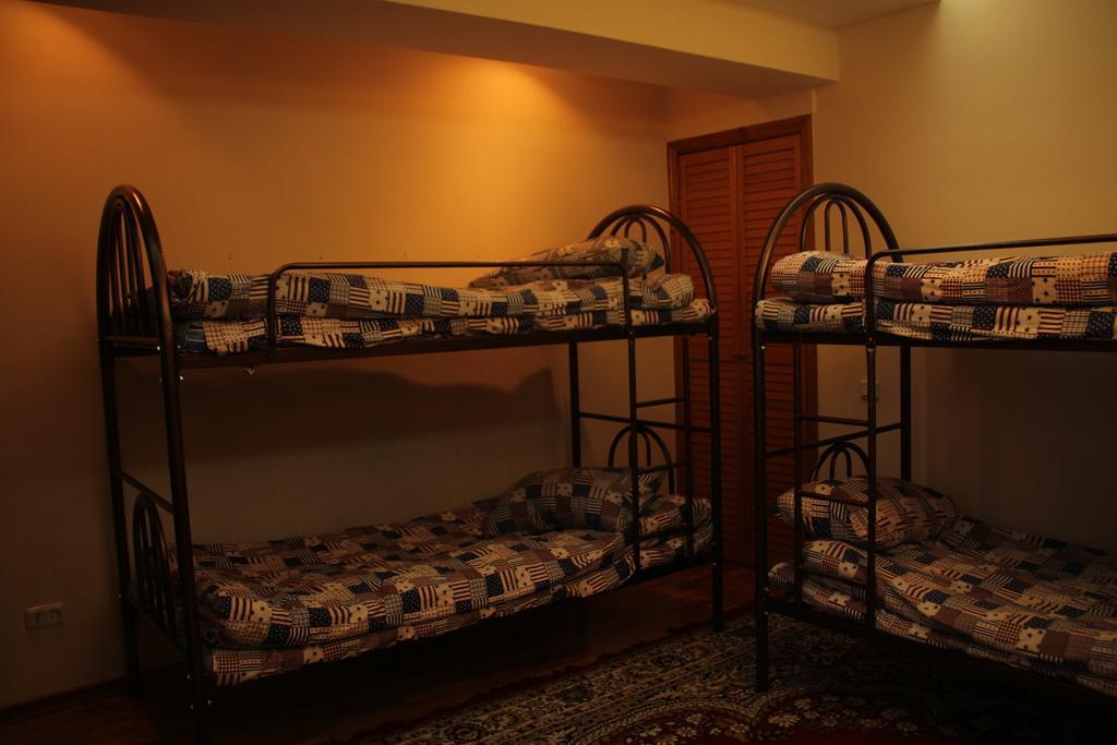 Ala Hostel Almaty Chambre photo
