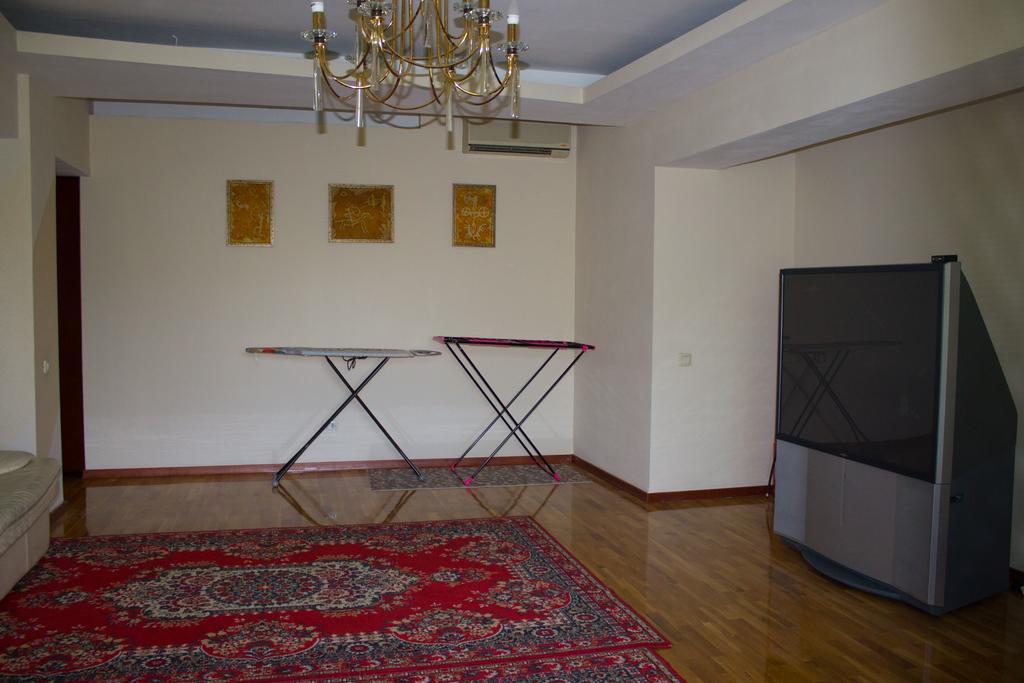 Ala Hostel Almaty Extérieur photo
